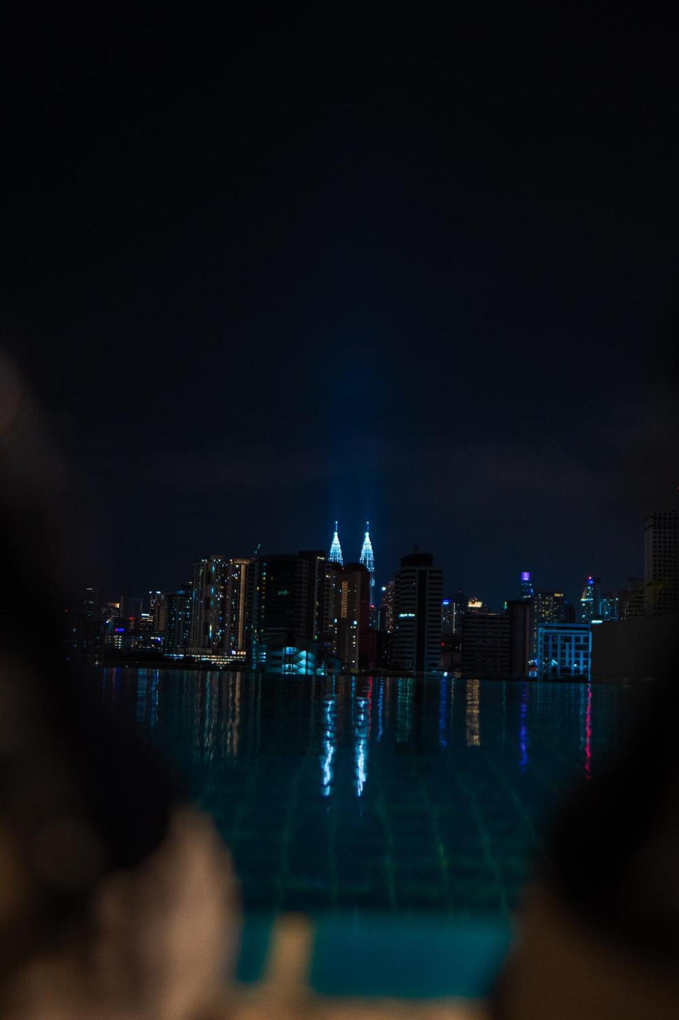 Infinite Pool! Room In Kuala Lumpur Exterior photo